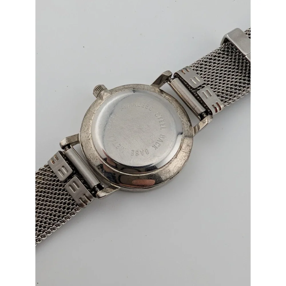 Venzi Watch Women 26mm Case Black & Silver Band- New Battery‎